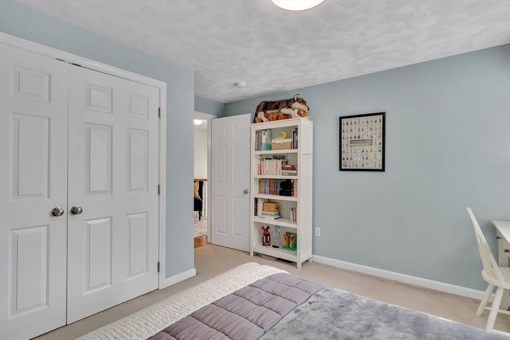 6 Sequoia Dr, Wilmington, MA 01887