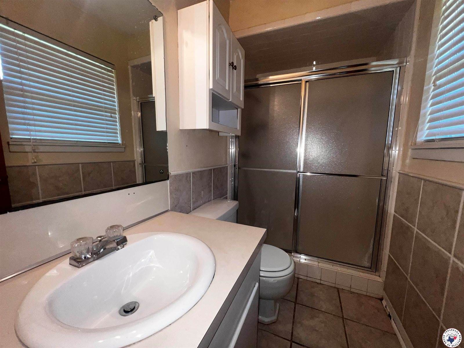 2516 E 42nd St, Texarkana, AR 71854