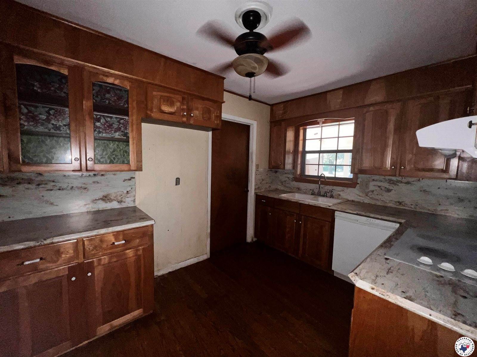 2516 E 42nd St, Texarkana, AR 71854