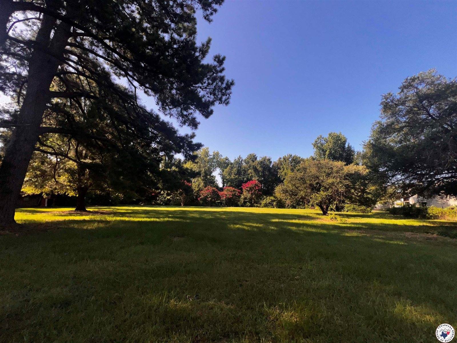 2516 E 42nd St, Texarkana, AR 71854