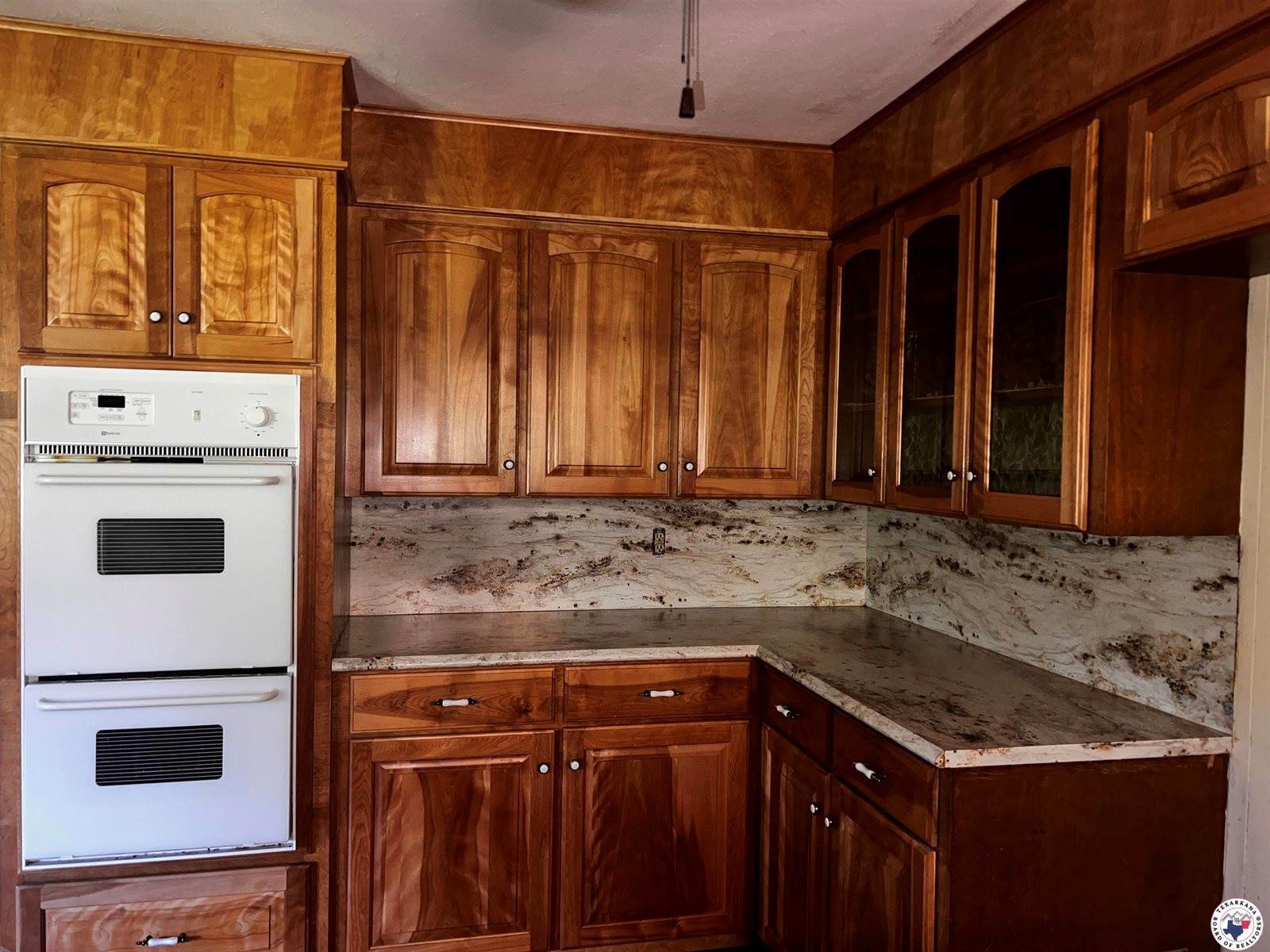 2516 E 42nd St, Texarkana, AR 71854