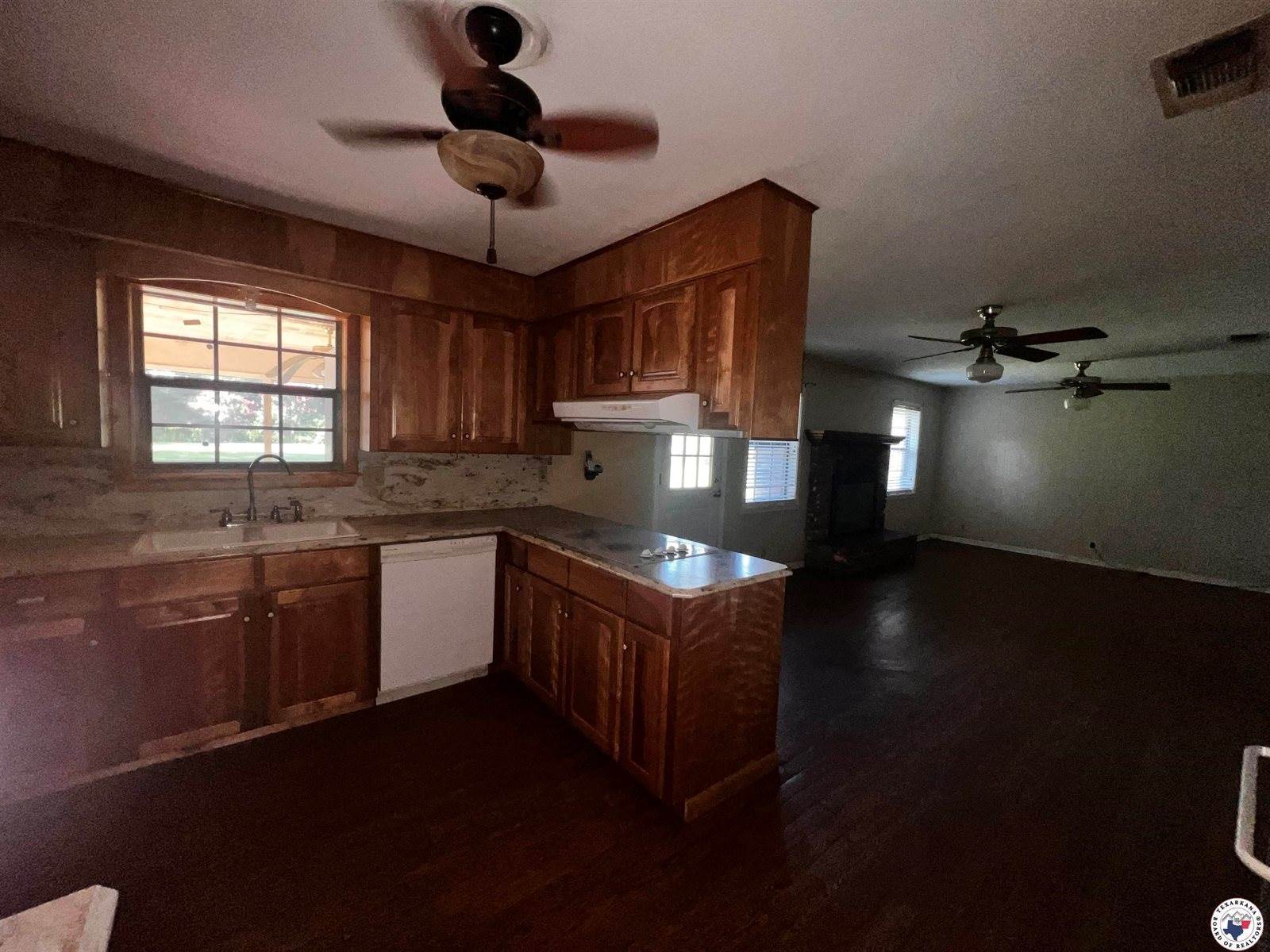 2516 E 42nd St, Texarkana, AR 71854