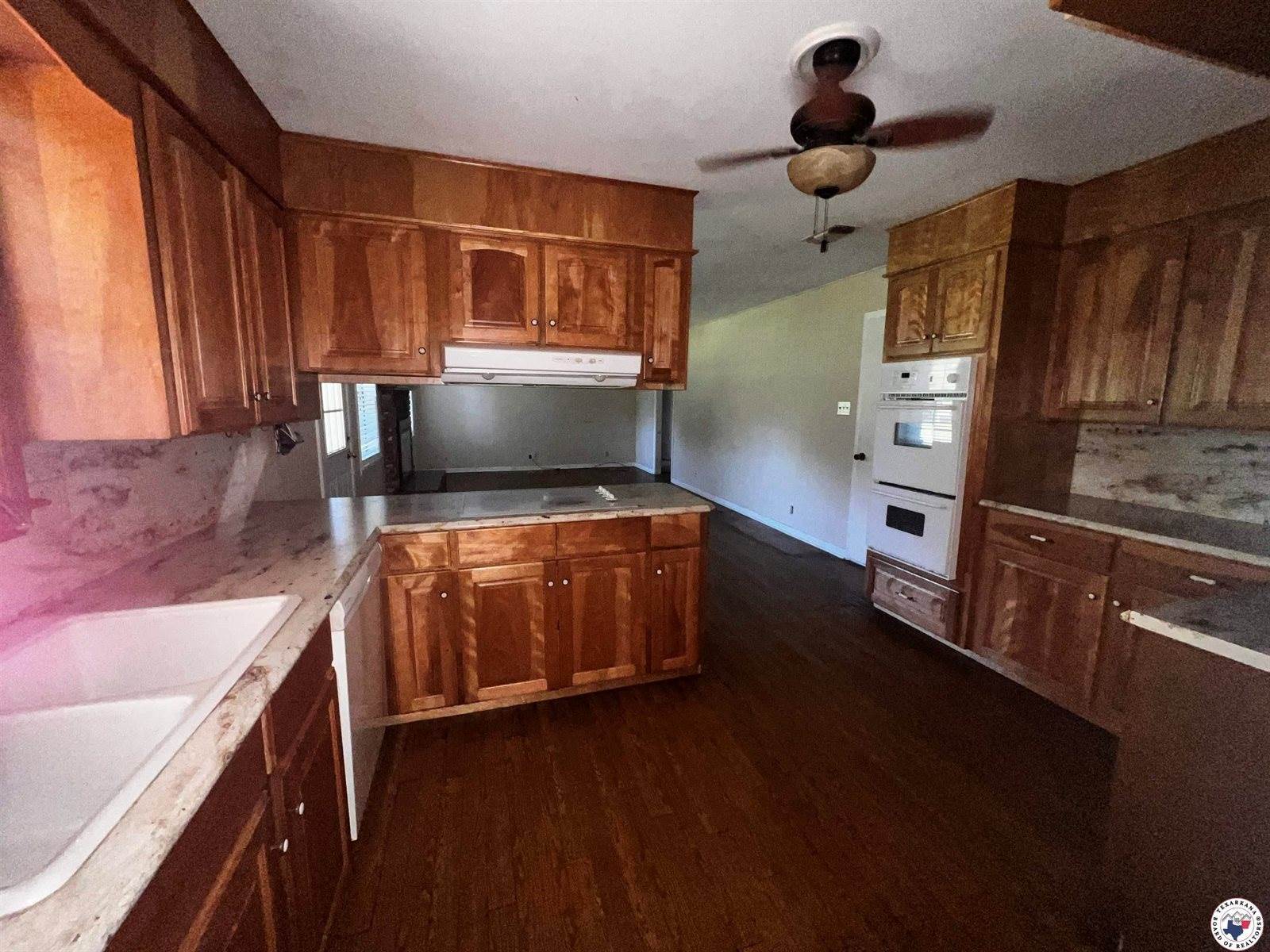 2516 E 42nd St, Texarkana, AR 71854