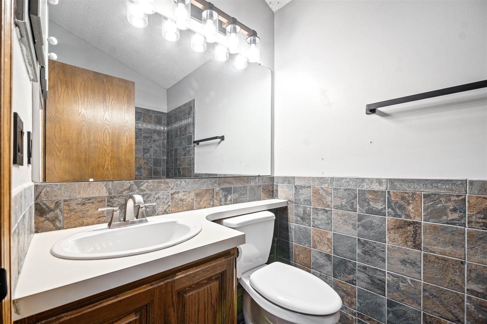 8635 East Mount Vernon St, Wichita, KS 67207