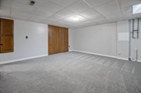 8635 East Mount Vernon St, Wichita, KS 67207