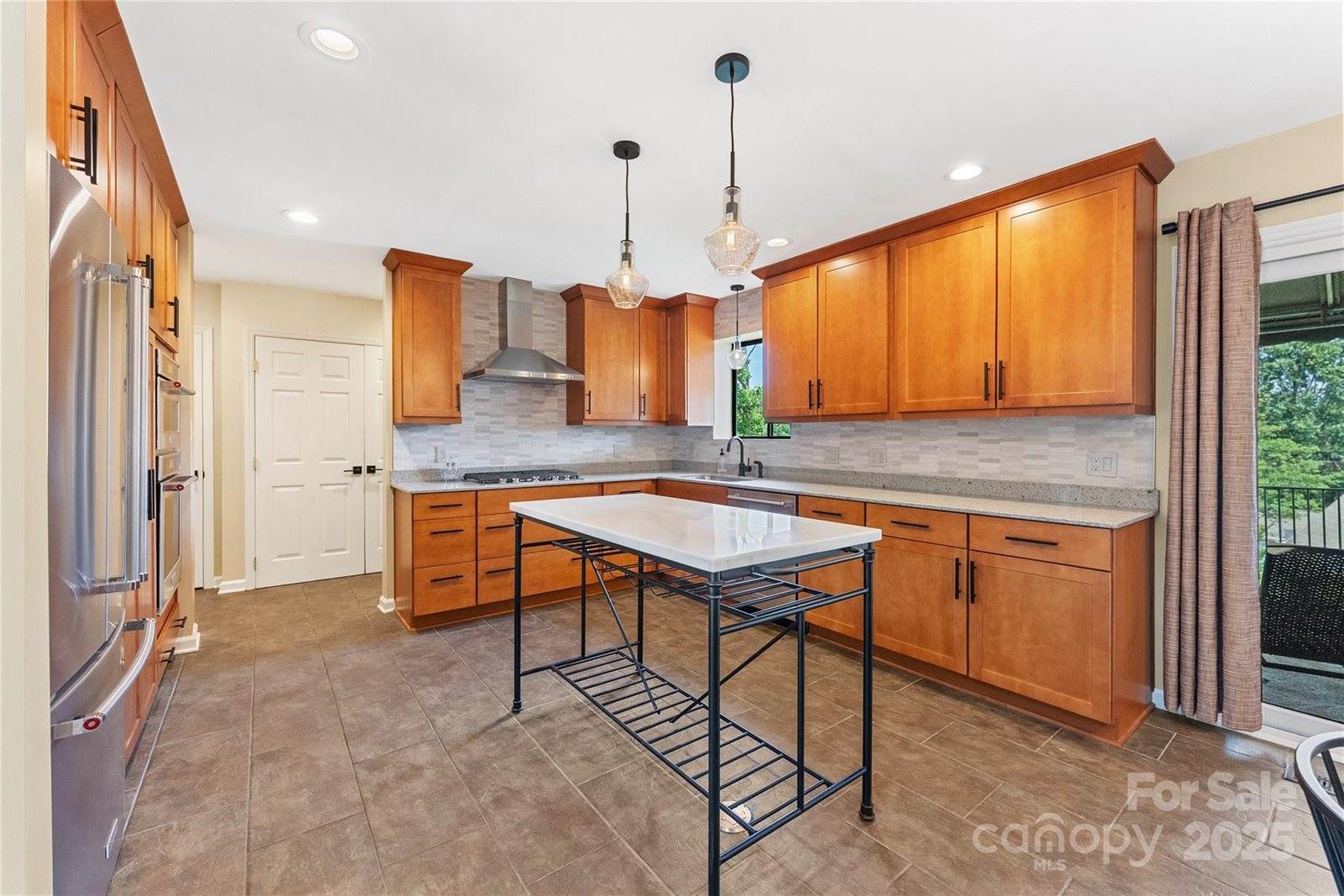 223 Cheyenne Court, Asheville, NC 28803