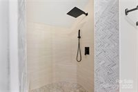 223 Cheyenne Court, Asheville, NC 28803