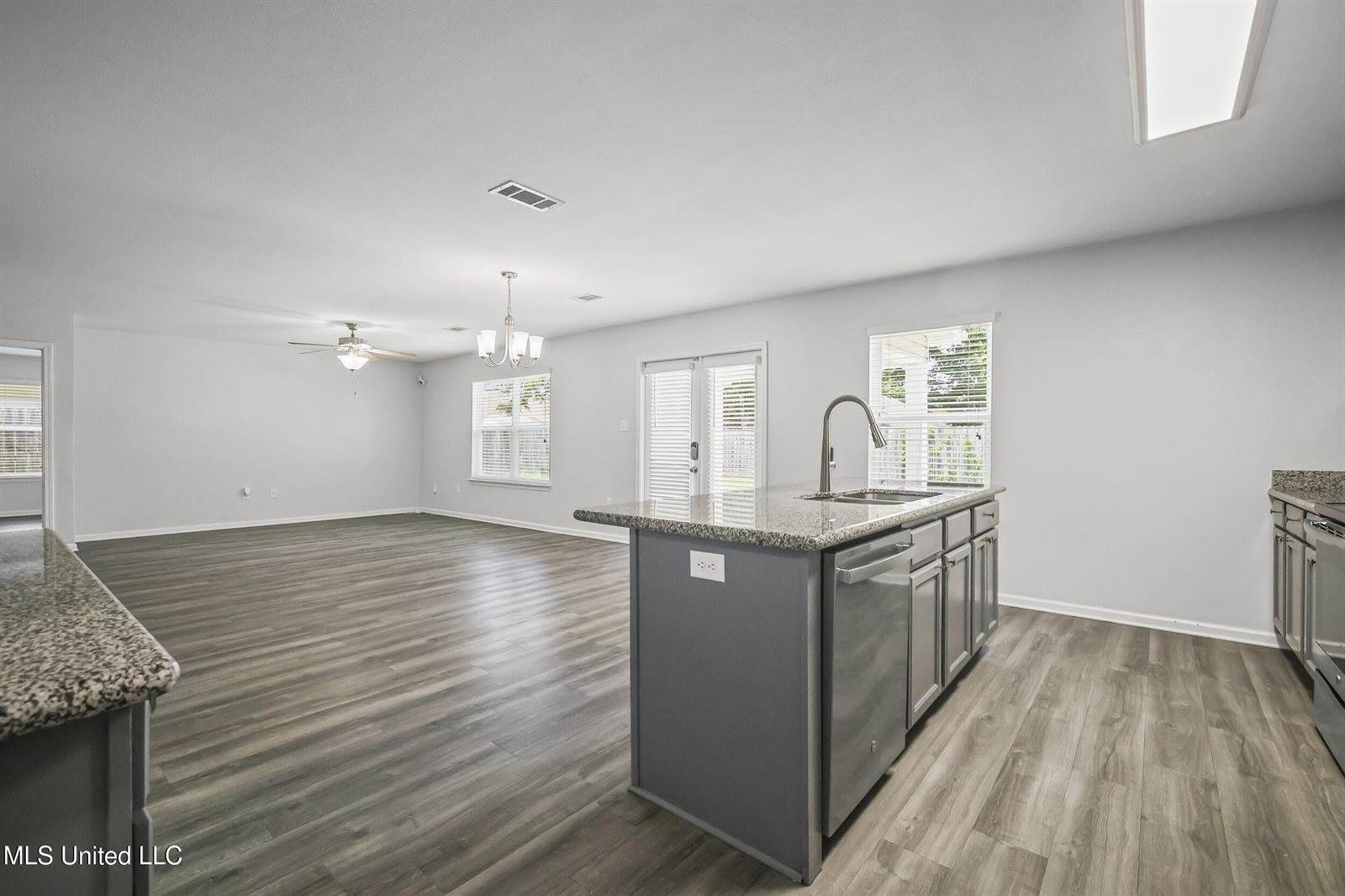 204 Lantana Boulevard, Long Beach, MS 39560