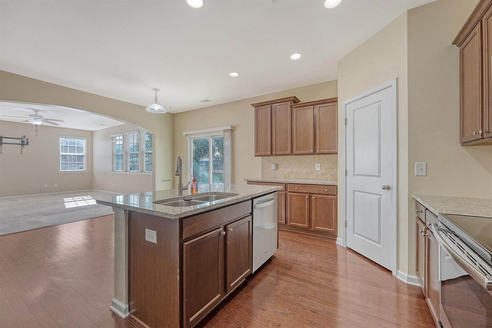 199 Berwick Drive, Summerville, SC 29483