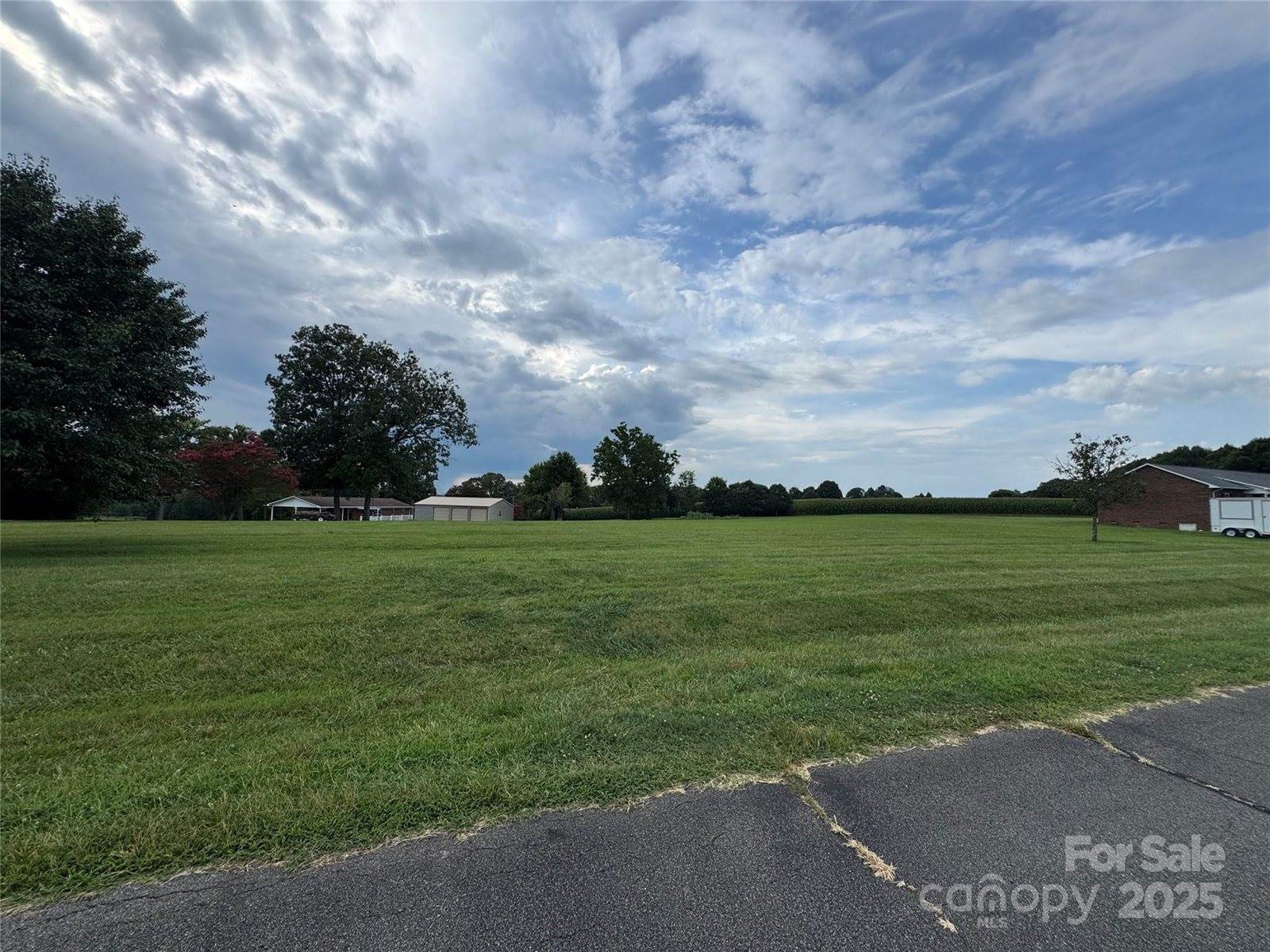 3416 Dreamy Lane, Claremont, NC 28610