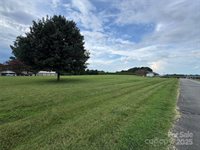 3416 Dreamy Lane, Claremont, NC 28610