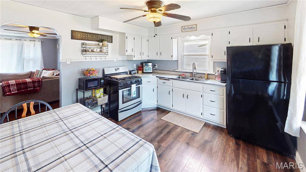 213 East Laurel Street, Millstadt, IL 62260