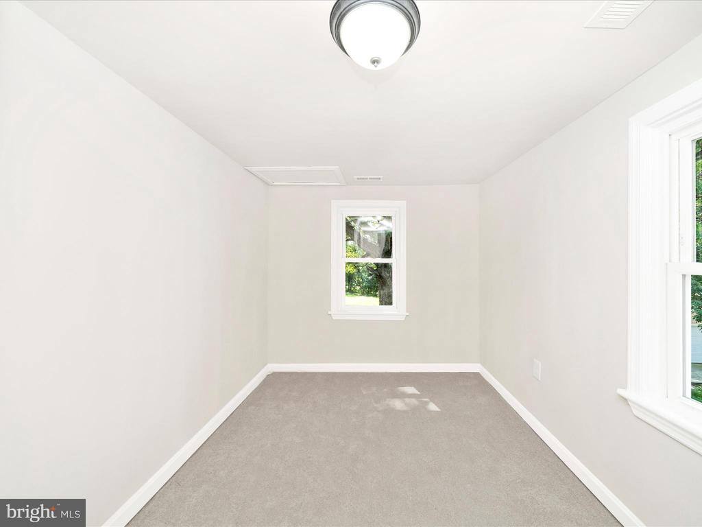 21 Mattingly Avenue, Indian Head, MD 20640