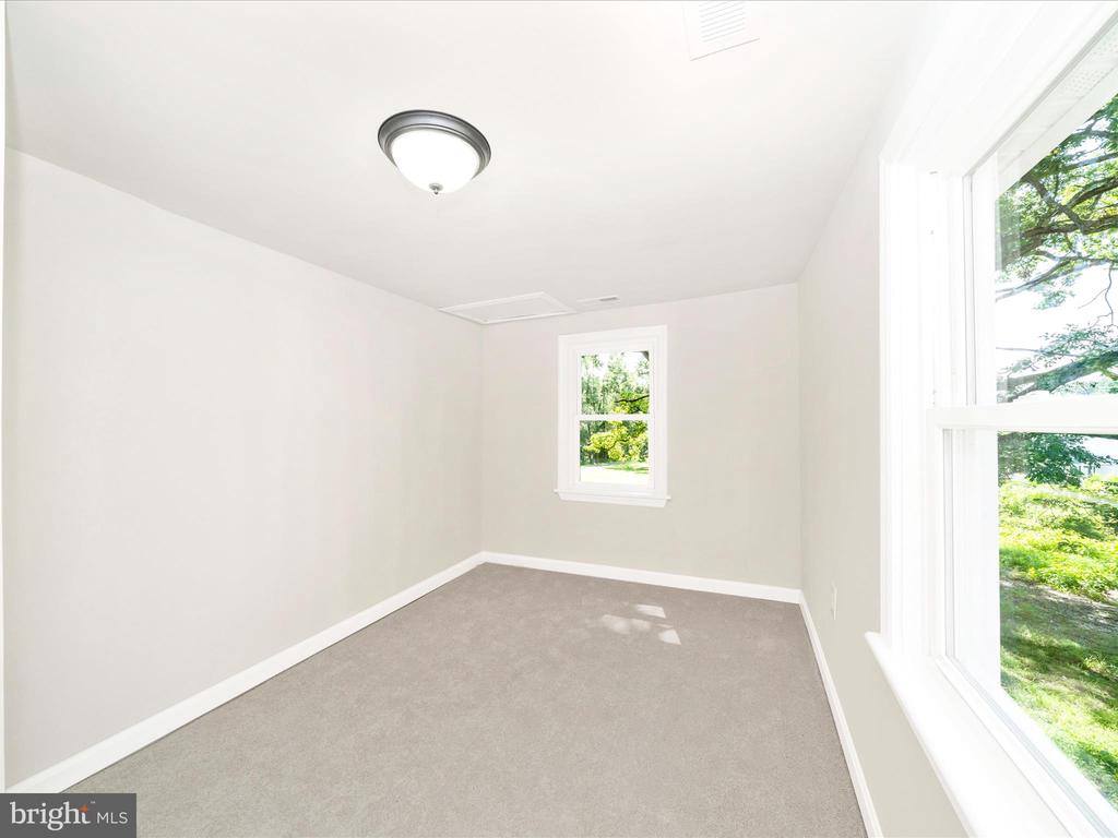 21 Mattingly Avenue, Indian Head, MD 20640