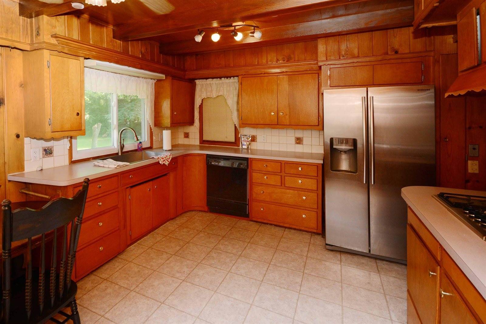 2357 River Street, Kalamazoo, MI 49048