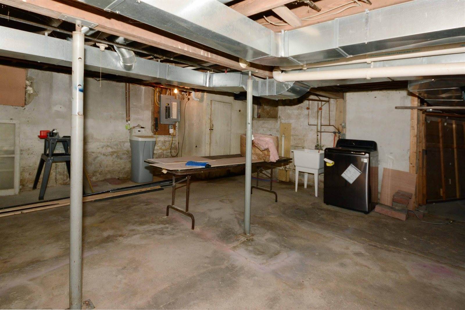 2357 River Street, Kalamazoo, MI 49048