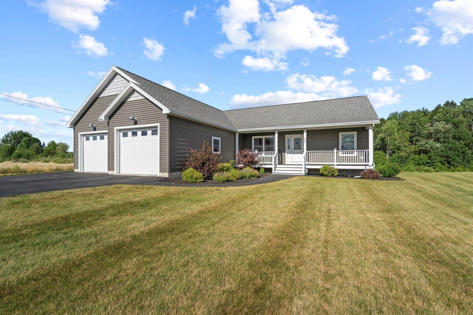 204 Edenfield Drive, Hermon, ME 04401