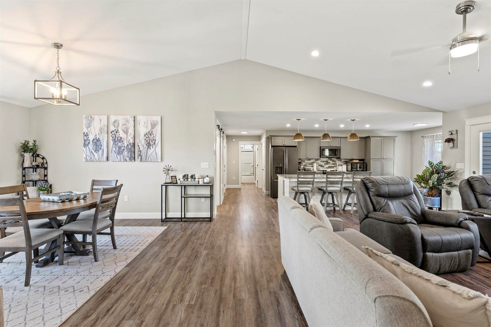 204 Edenfield Drive, Hermon, ME 04401