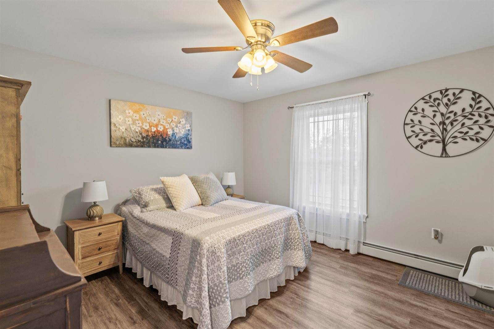 204 Edenfield Drive, Hermon, ME 04401