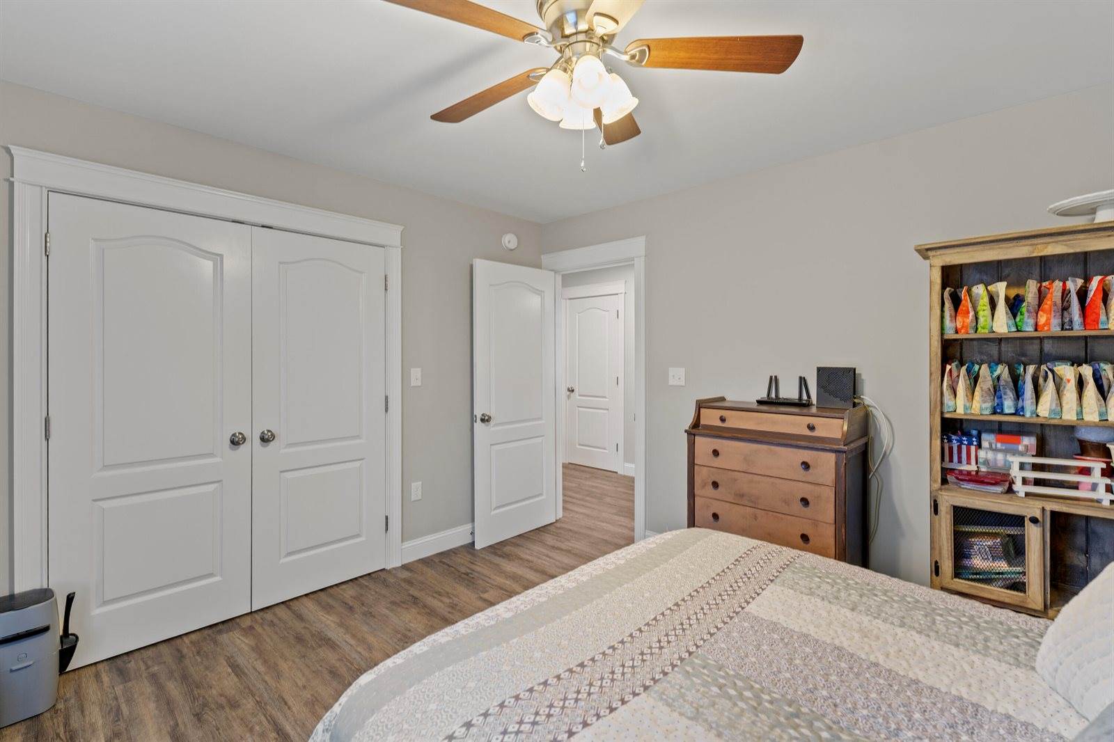 204 Edenfield Drive, Hermon, ME 04401