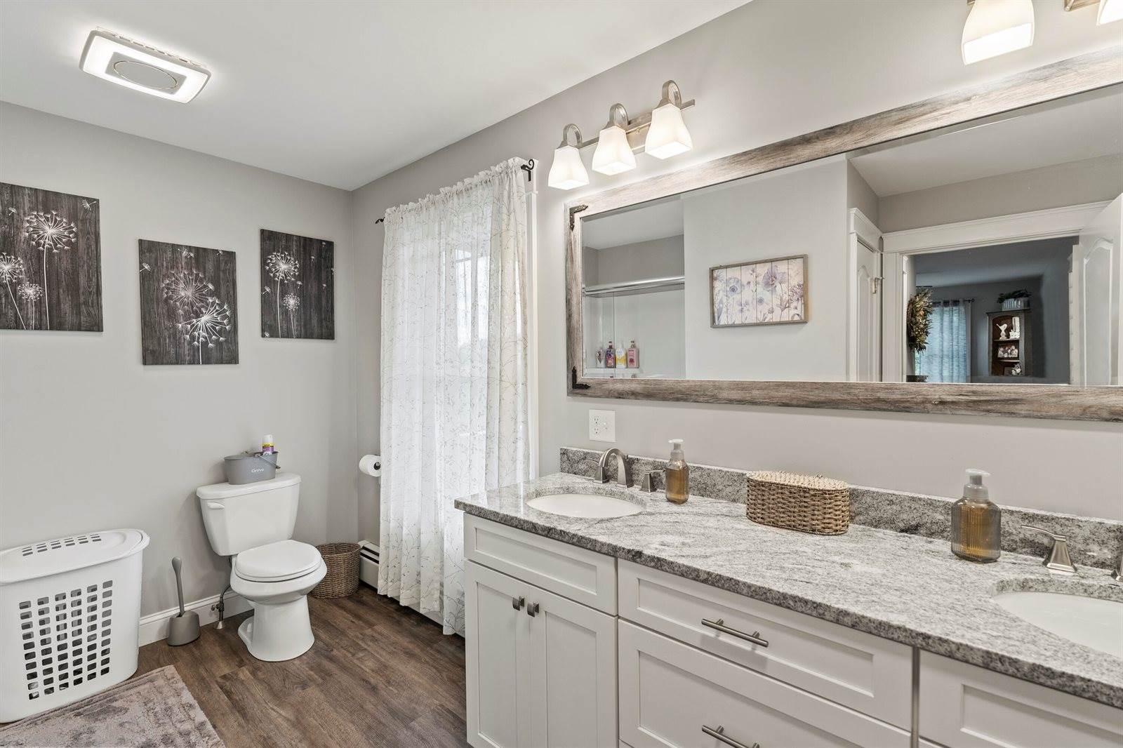 204 Edenfield Drive, Hermon, ME 04401