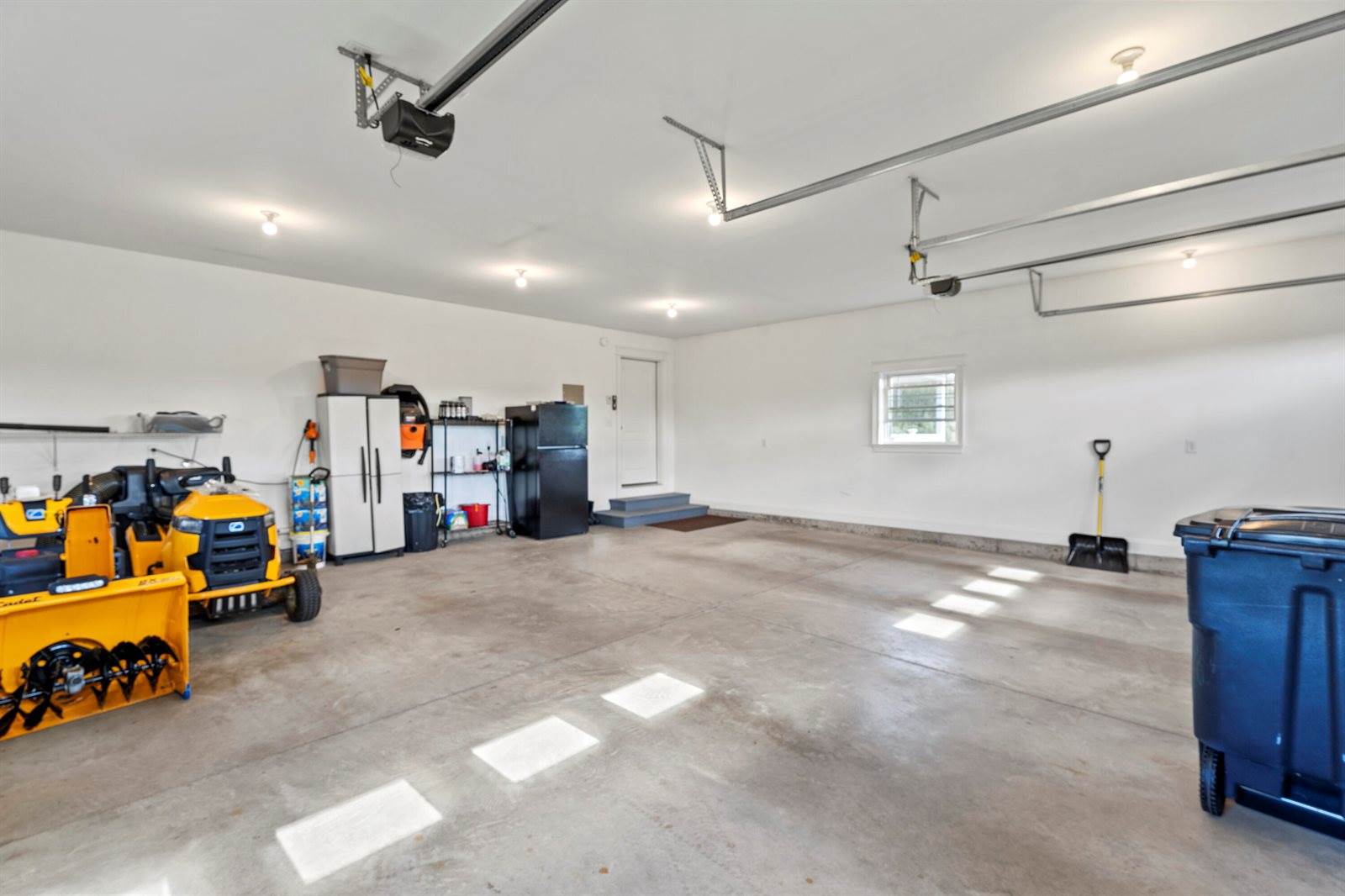 204 Edenfield Drive, Hermon, ME 04401