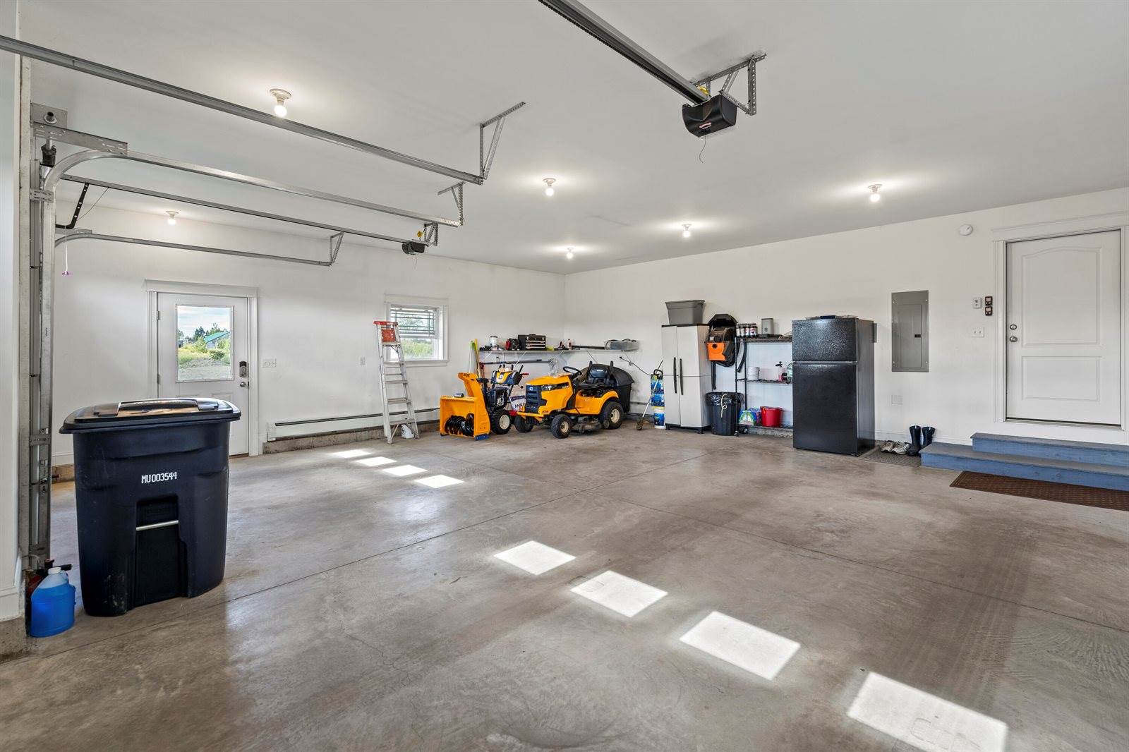 204 Edenfield Drive, Hermon, ME 04401