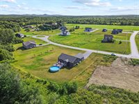 204 Edenfield Drive, Hermon, ME 04401