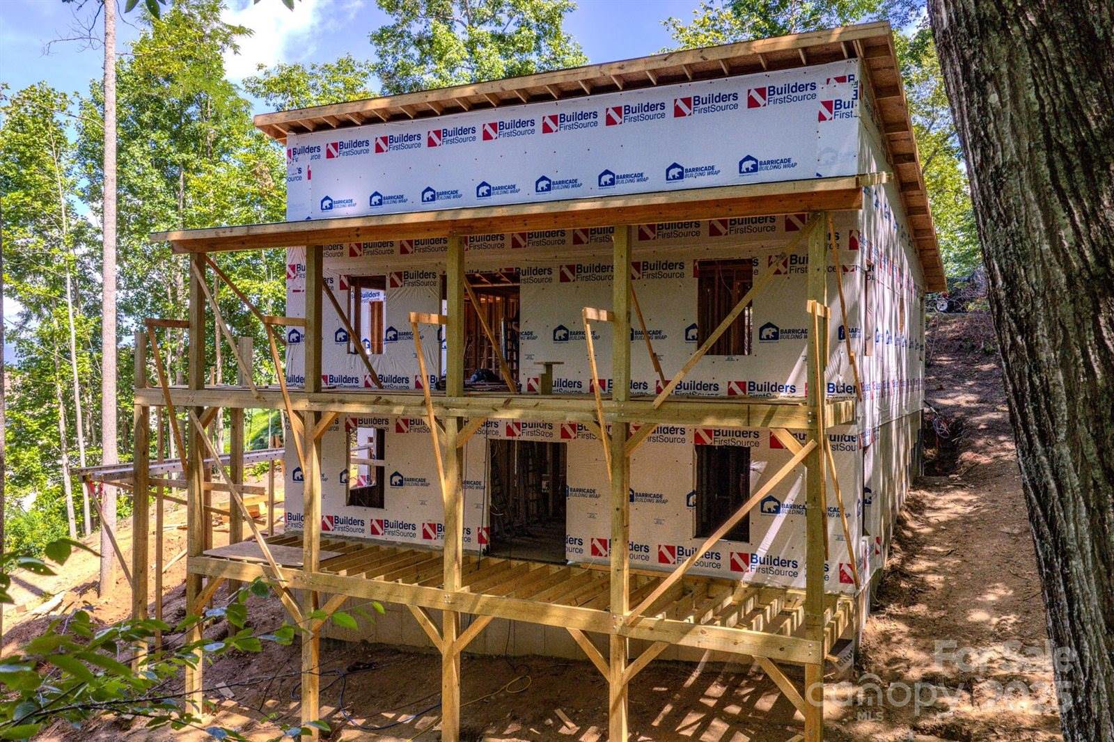 276 Coopers Drive, Hendersonville, NC 28739