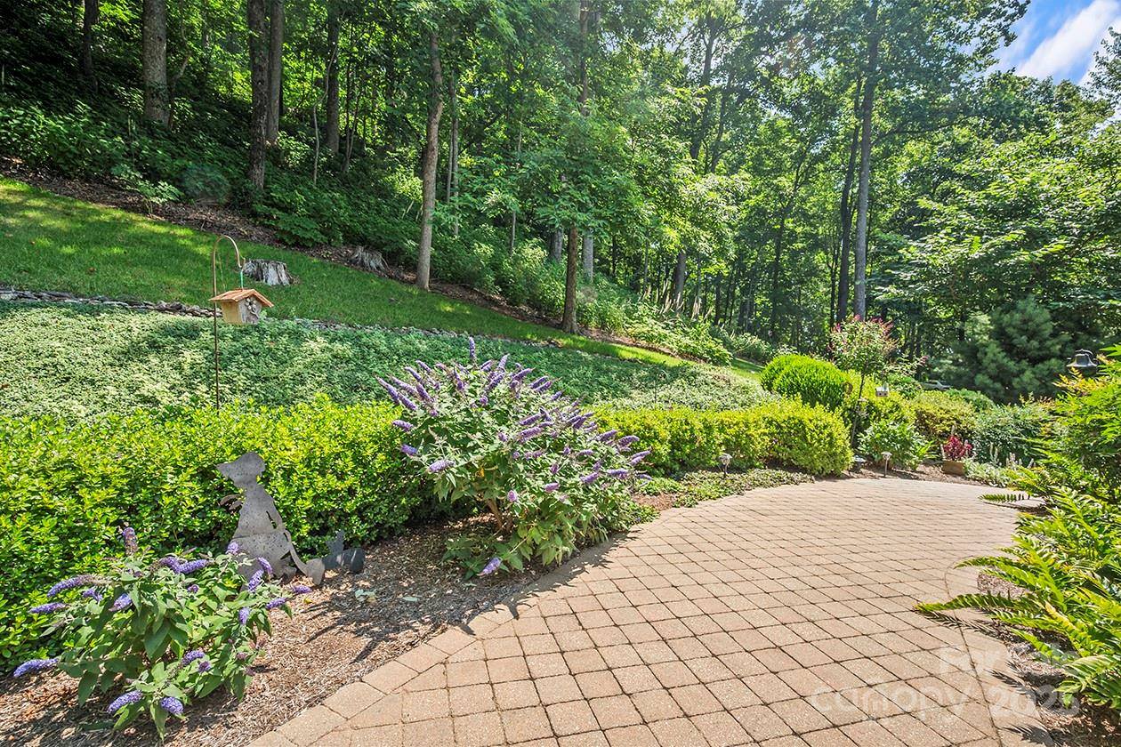 1995 Hemlock Trail, Columbus, NC 28722