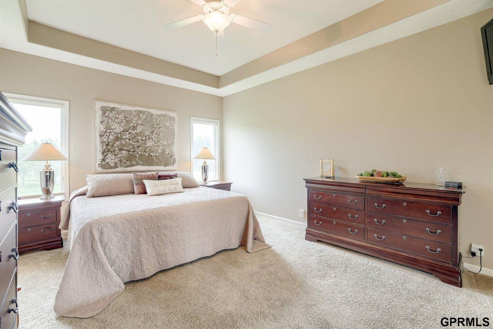 5503 North 166th Street, Omaha, NE 68116