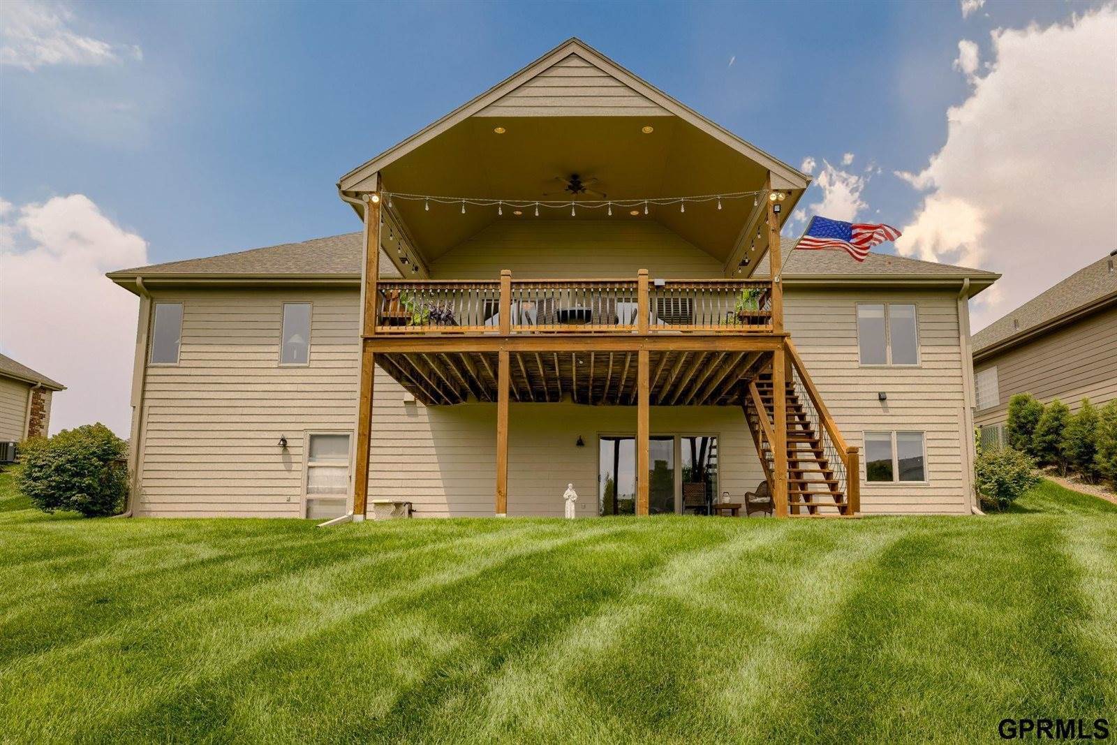 5503 North 166th Street, Omaha, NE 68116