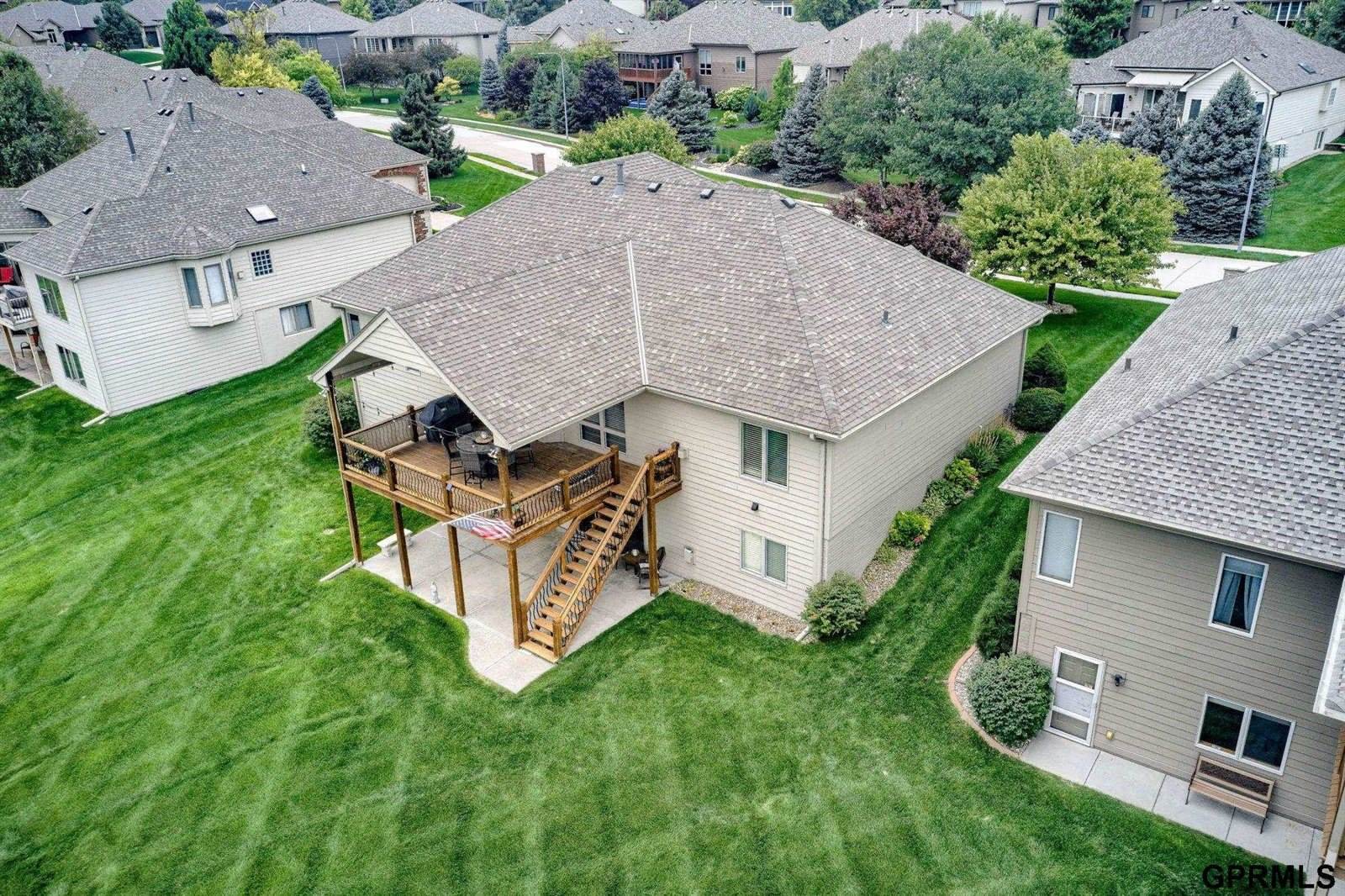 5503 North 166th Street, Omaha, NE 68116