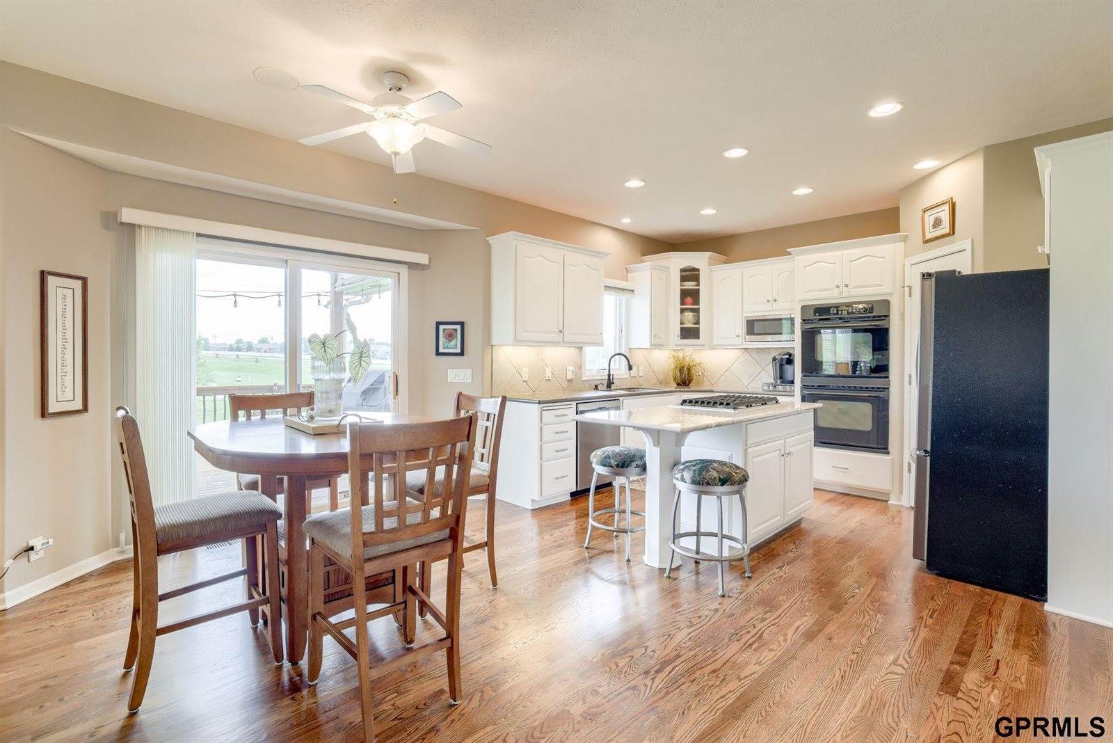 5503 North 166th Street, Omaha, NE 68116