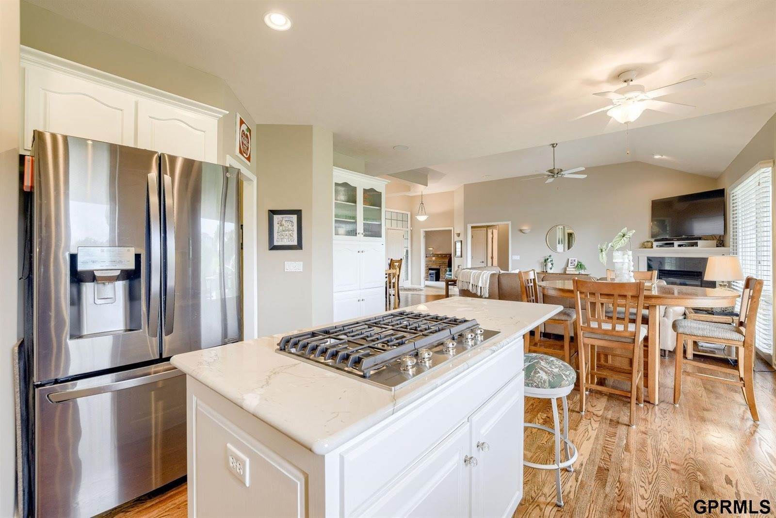 5503 North 166th Street, Omaha, NE 68116