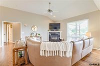 5503 North 166th Street, Omaha, NE 68116