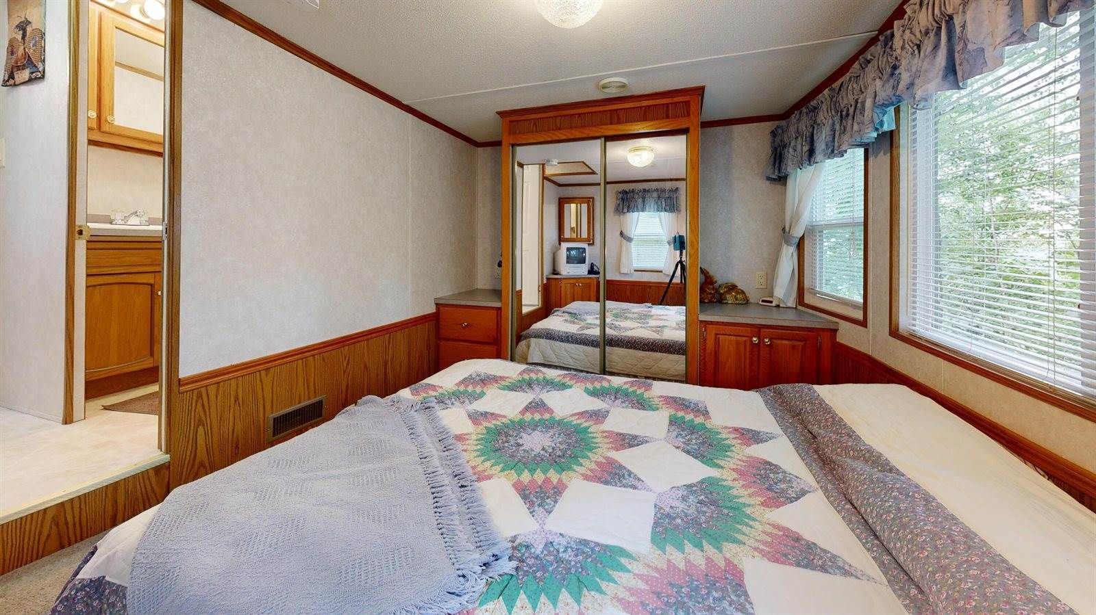 S7855 Eagle Crest Dr, De Soto, WI 54624