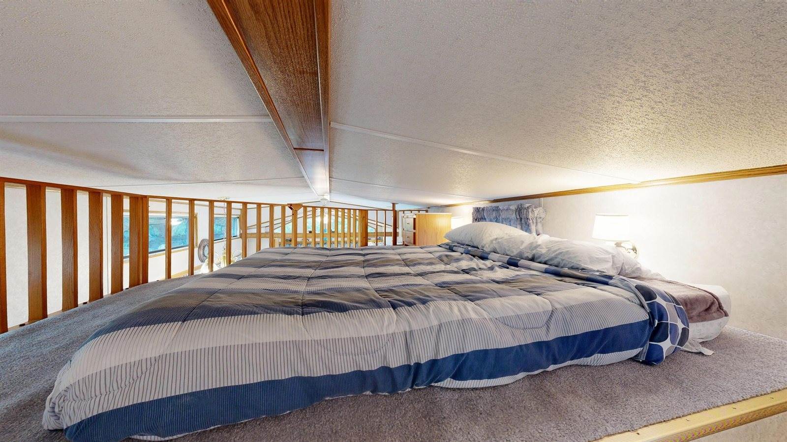 S7855 Eagle Crest Dr, De Soto, WI 54624