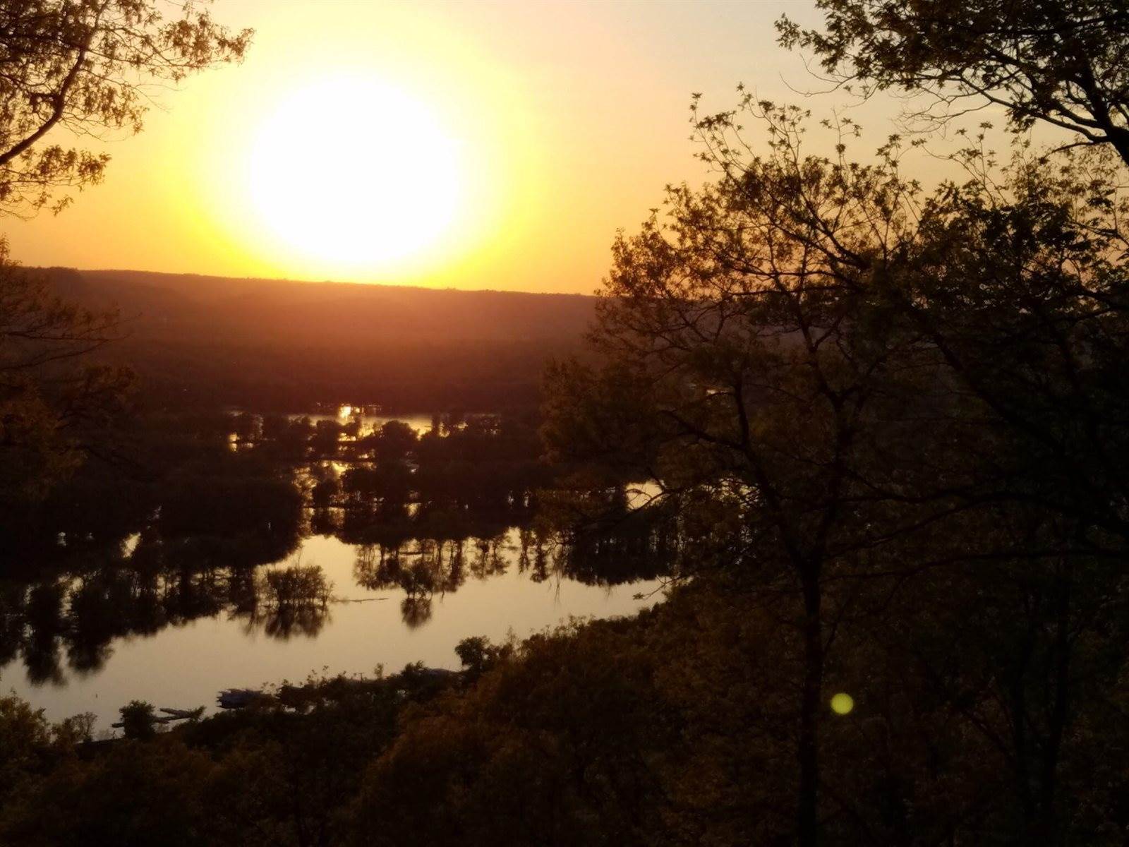 S7855 Eagle Crest Dr, De Soto, WI 54624