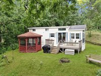 S7855 Eagle Crest Dr, De Soto, WI 54624