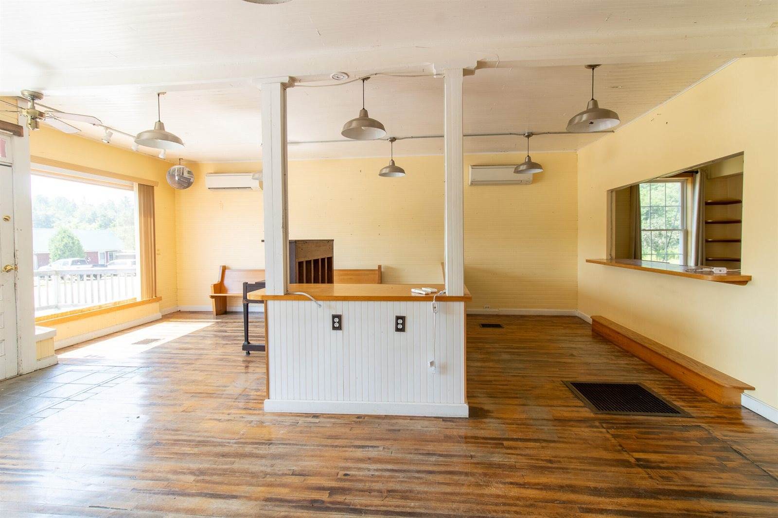 749 US Rte 1, Jonesboro, ME 04648