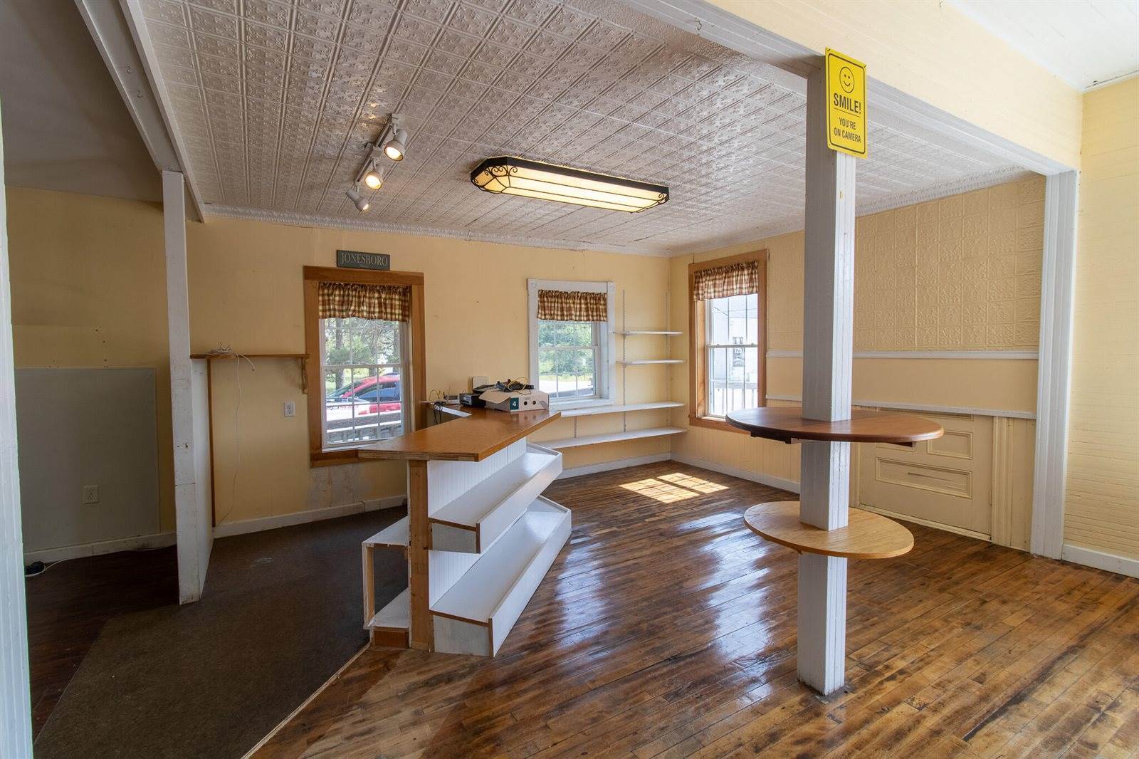 749 US Rte 1, Jonesboro, ME 04648