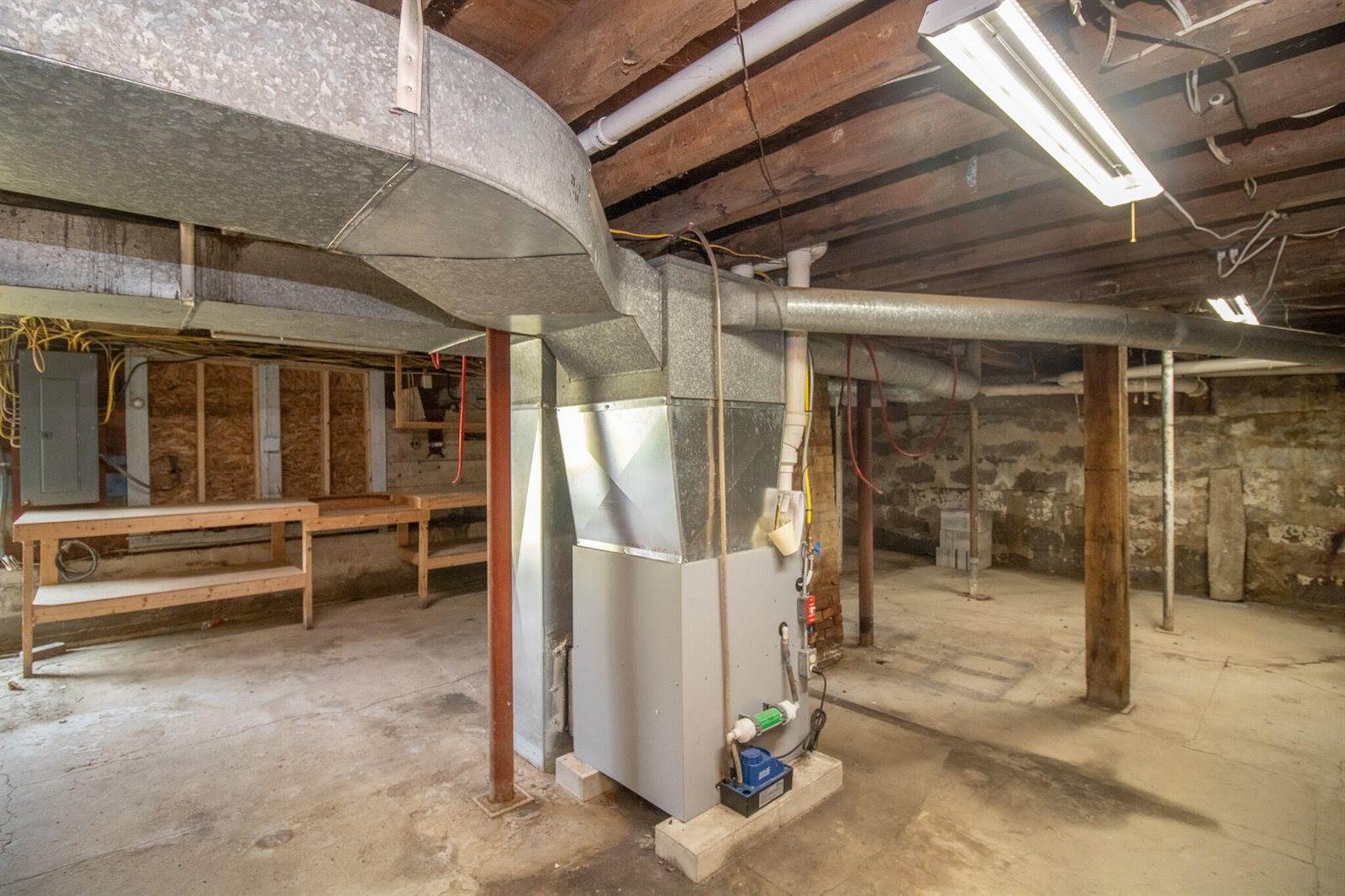 749 US Rte 1, Jonesboro, ME 04648