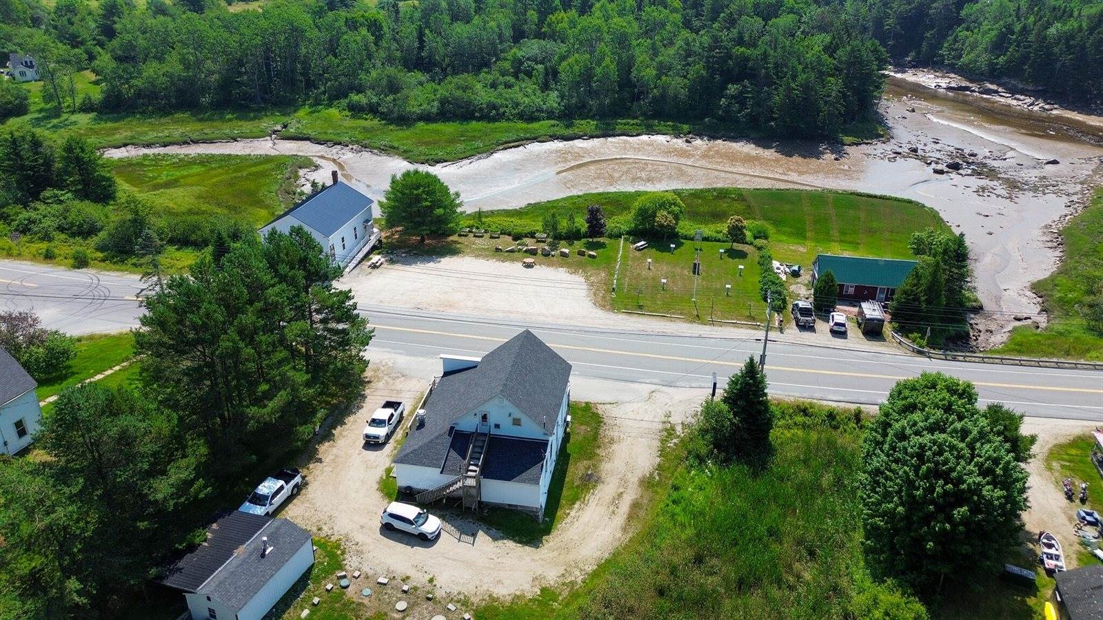 749 US Rte 1, Jonesboro, ME 04648