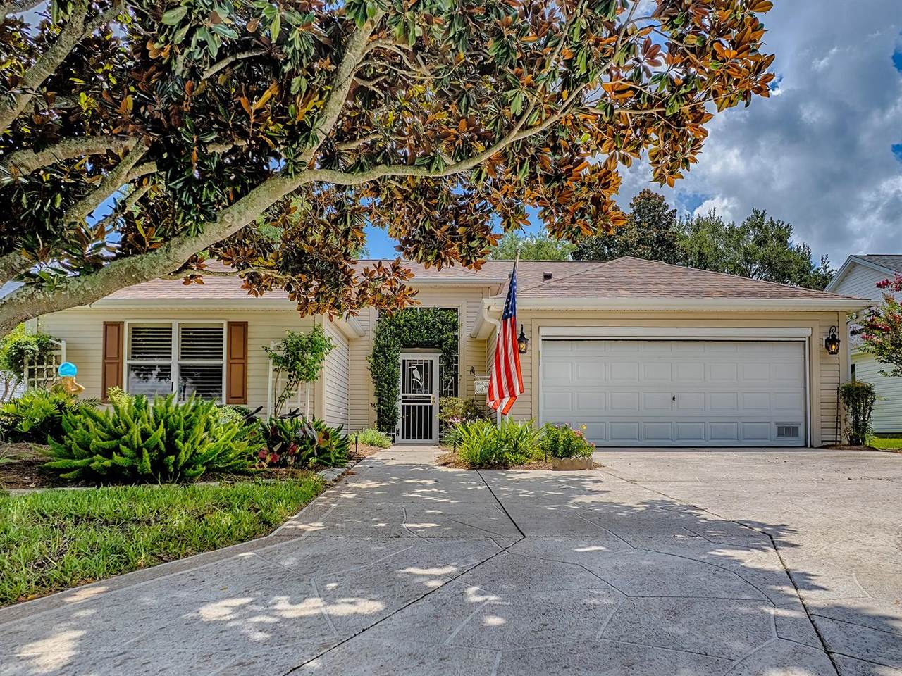 1217 Oak Forest Drive, The Villages, FL 32162