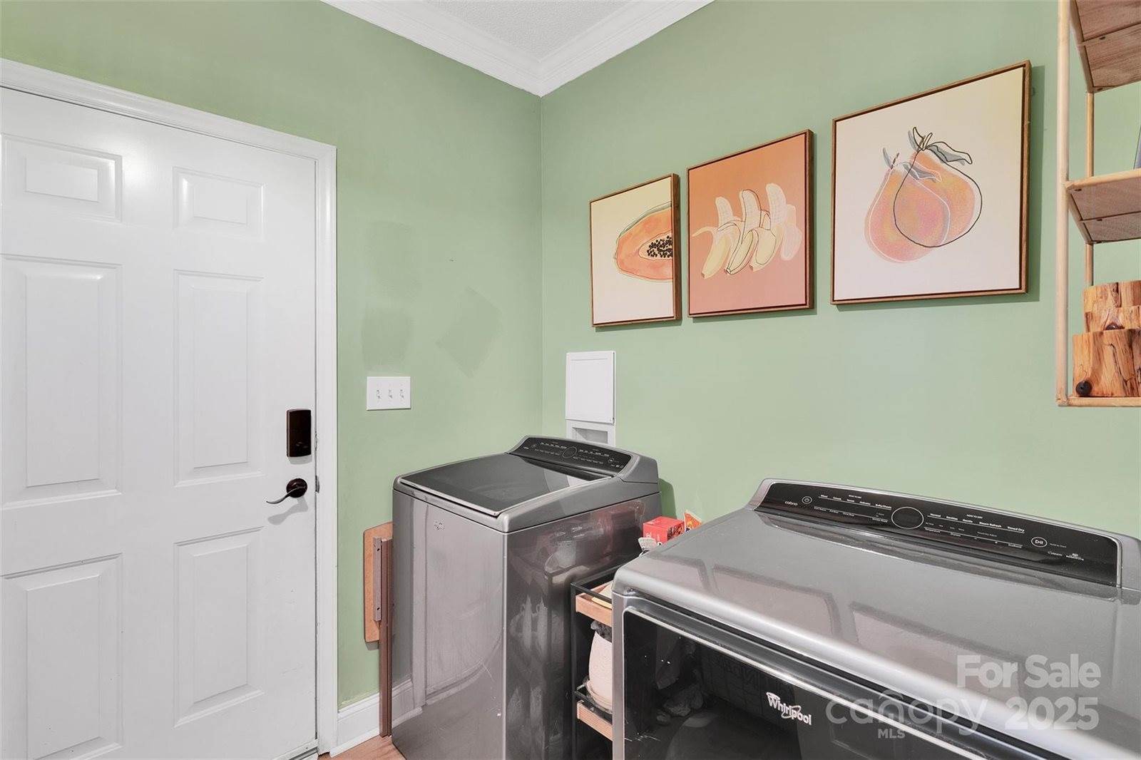 2725 Kirkholm Drive, Matthews, NC 28105