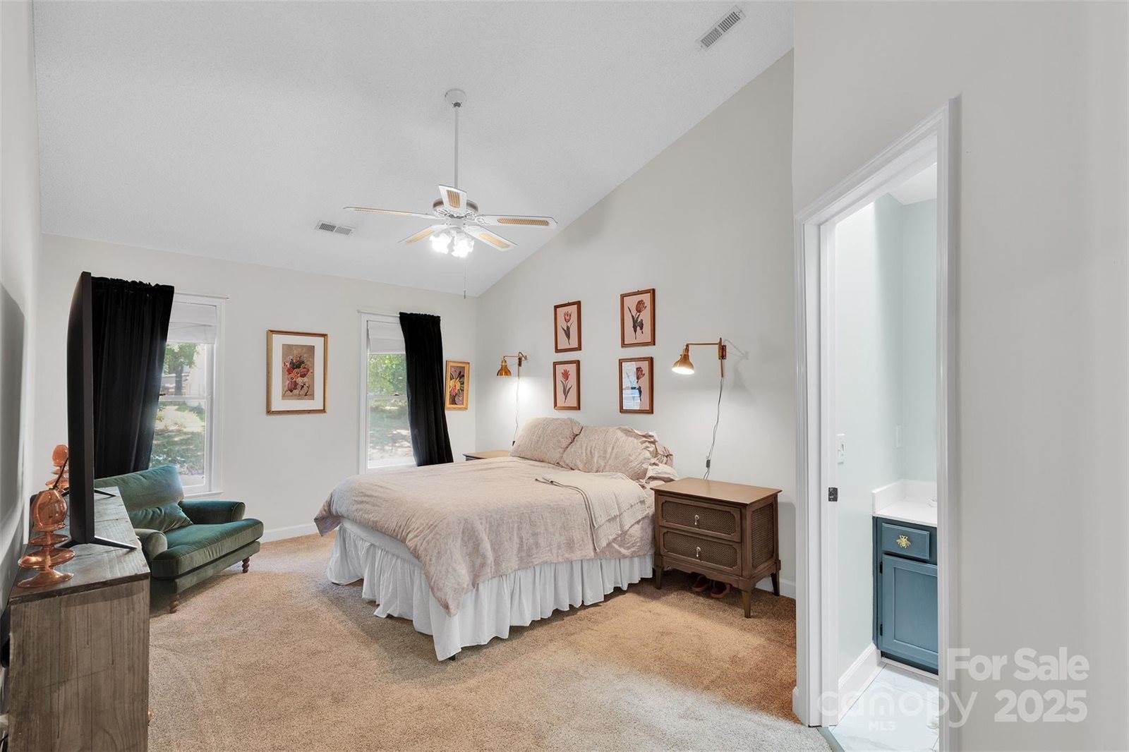 2725 Kirkholm Drive, Matthews, NC 28105