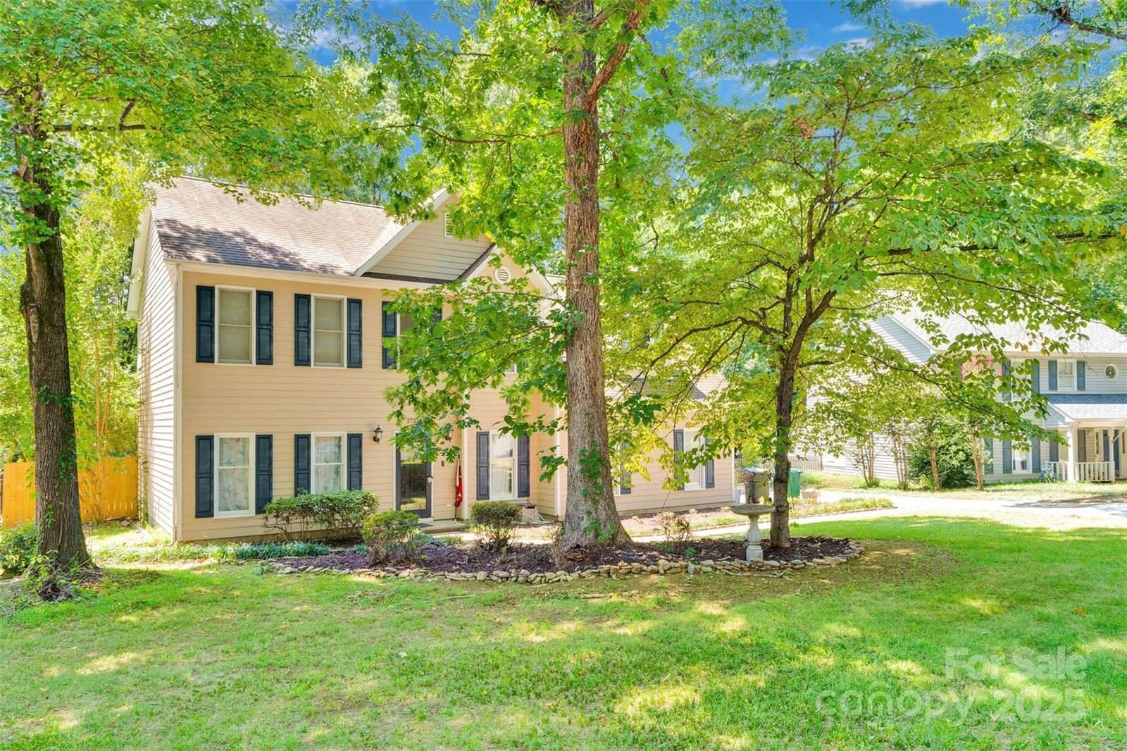 2725 Kirkholm Drive, Matthews, NC 28105