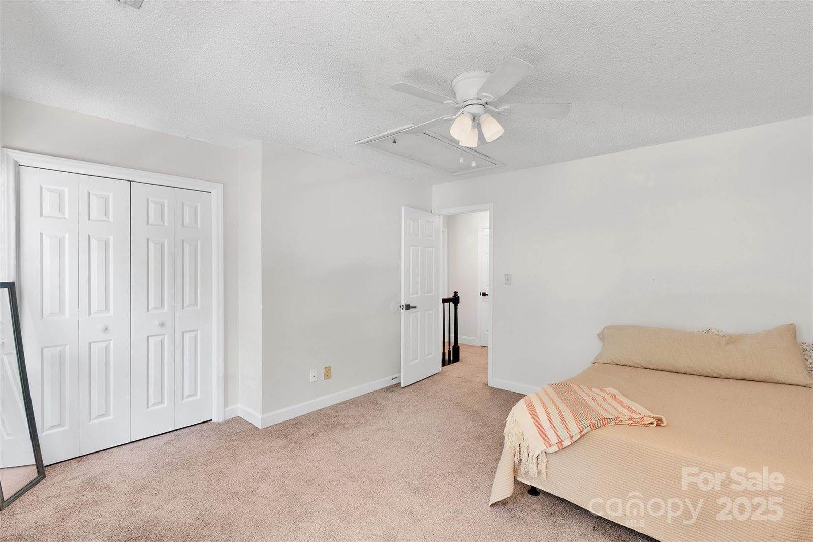 2725 Kirkholm Drive, Matthews, NC 28105