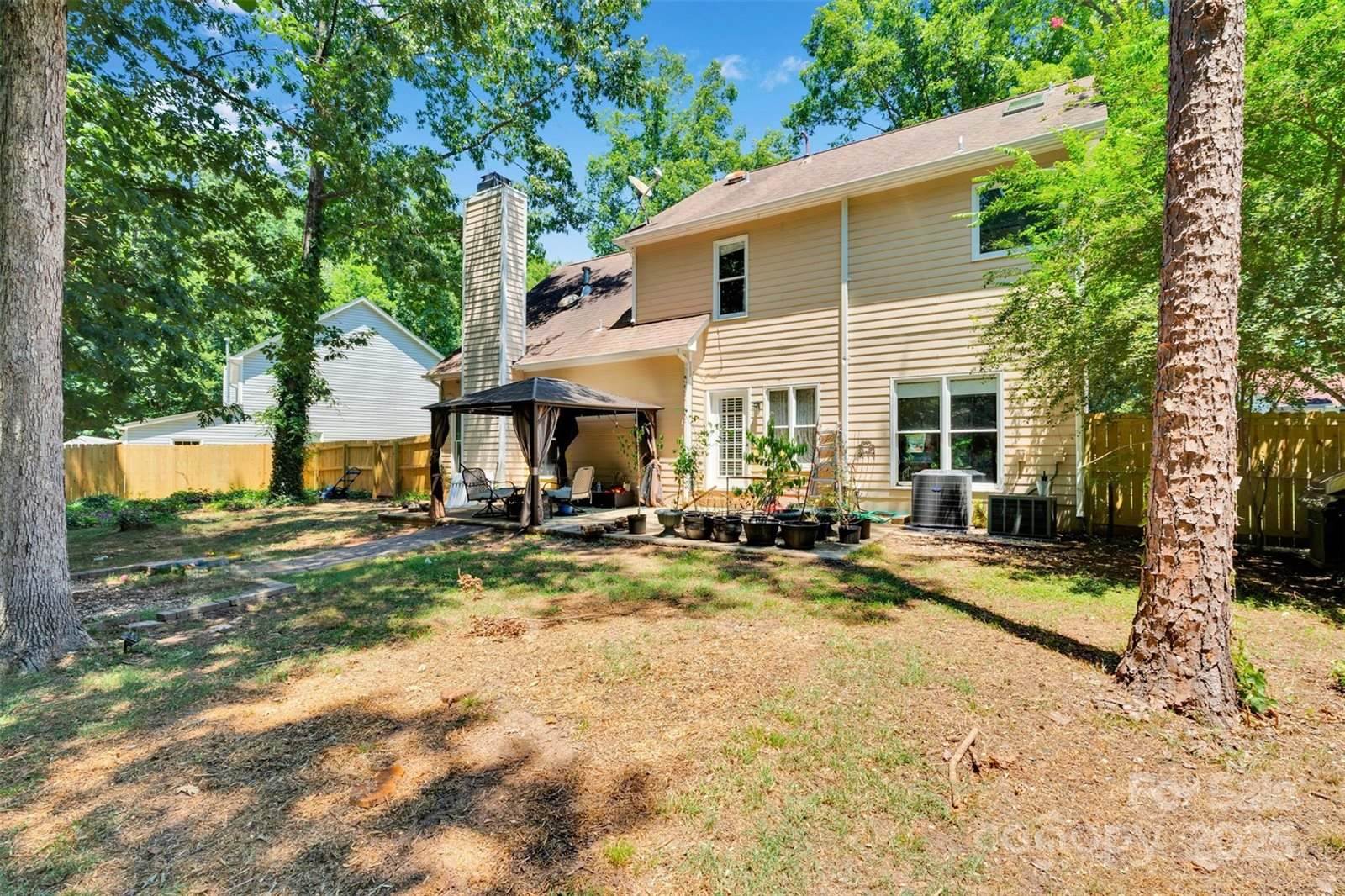 2725 Kirkholm Drive, Matthews, NC 28105